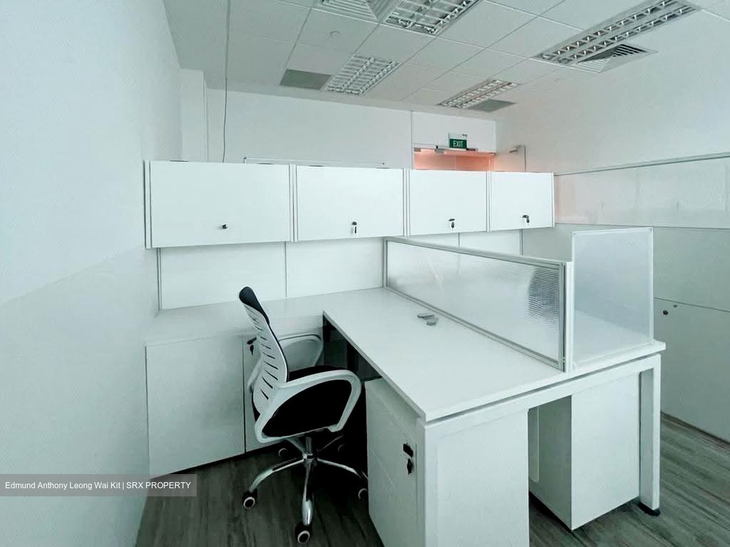 Vision Exchange (D22), Office #618069111